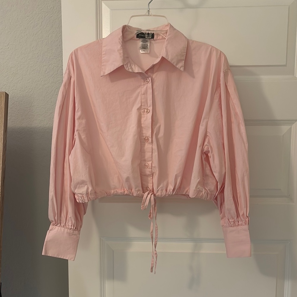 Baby Pink Button-Up Cropped Blouse top puffy long sleeve relaxed fit SZ SM chic